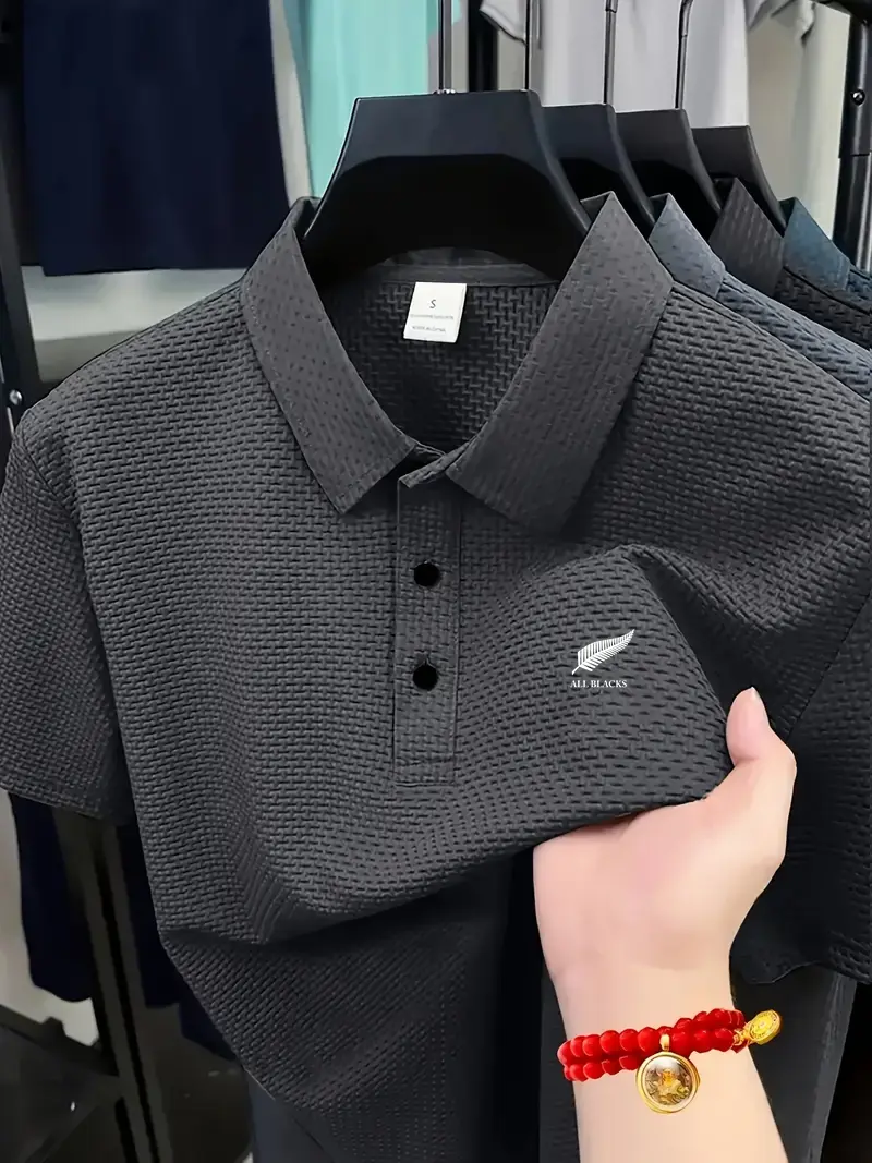 2025 New fashionable short-sleeved shirt for daily travel and commuting comfortable and casual for men