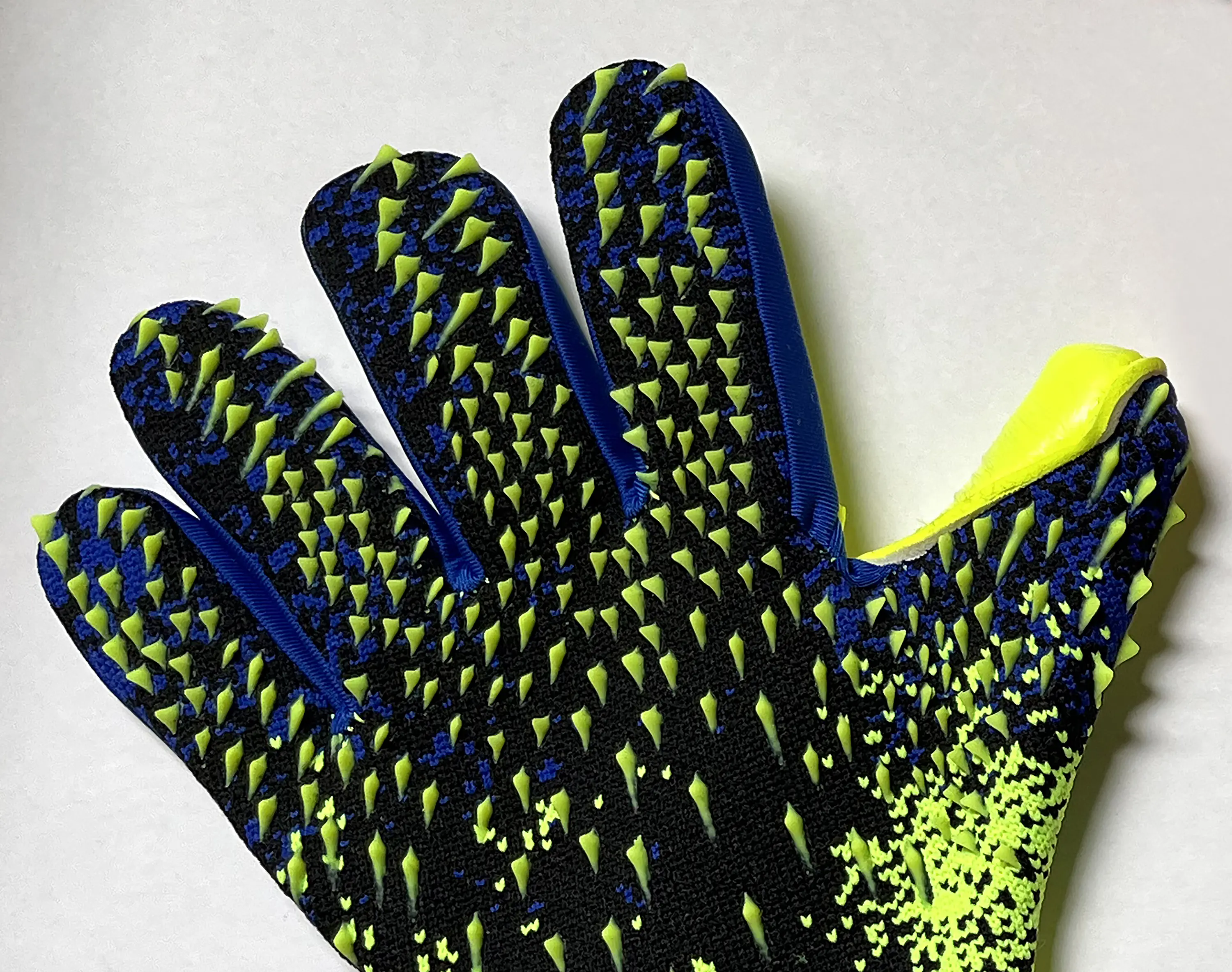 Football Soccer Goalkeeper Gloves Thickened Football Professional Protection Adults Teenager Goalkeeper Soccer Goalie Gloves