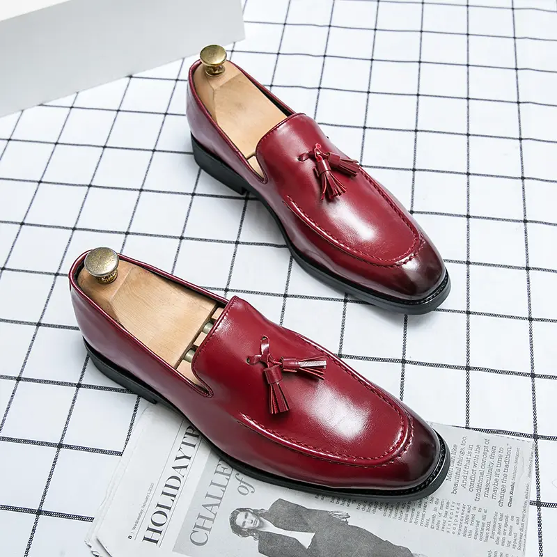 Korean style mens shoes leisure slip-on tassels shoe breathable black red loafers summer genuine leather sneakers chaussures man