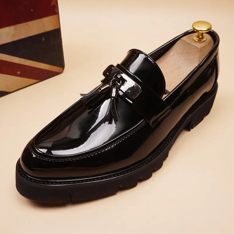 italian brand designer shoes for men luxury fashion patent leather tassels shoe black trendy platform loafers youth footwear man