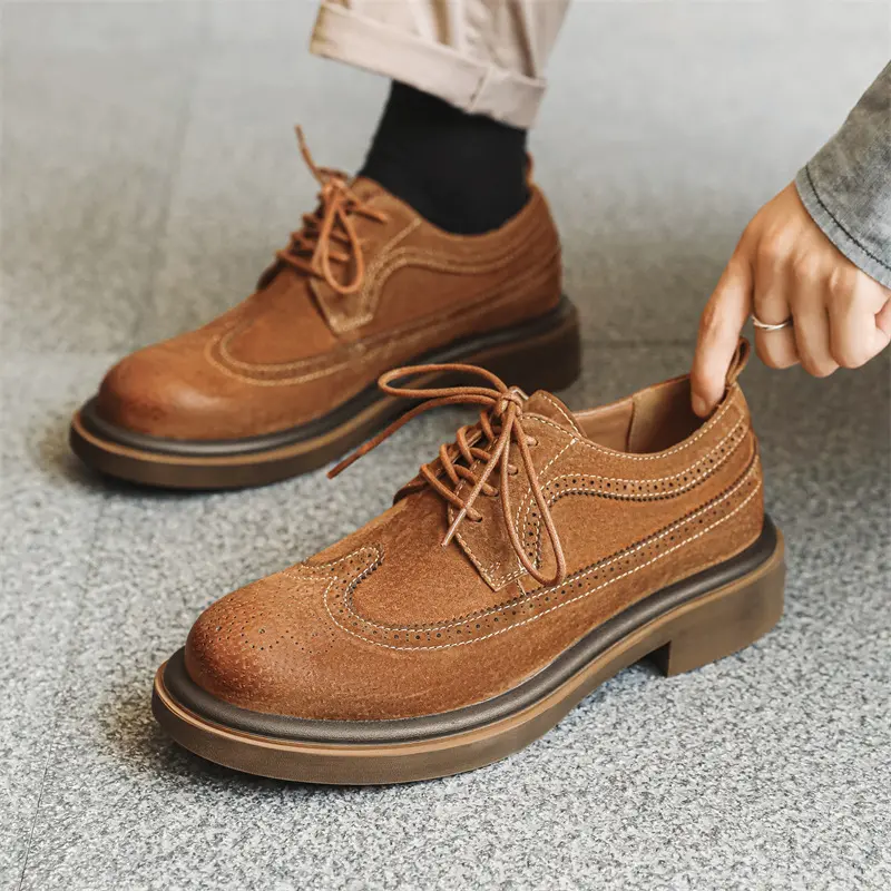 New Autumn Winter Luxury Men Brogue Leather Shoes Vintage British Breathable Height Increasing Tooling Dress Oxfords Sneakers