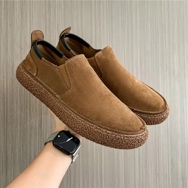 New Casual Slip-On Men Shoes British Luxury Designer Cow Suede Leather Shoes Vintage Flats Breathable Autumn Loafers Sneakers