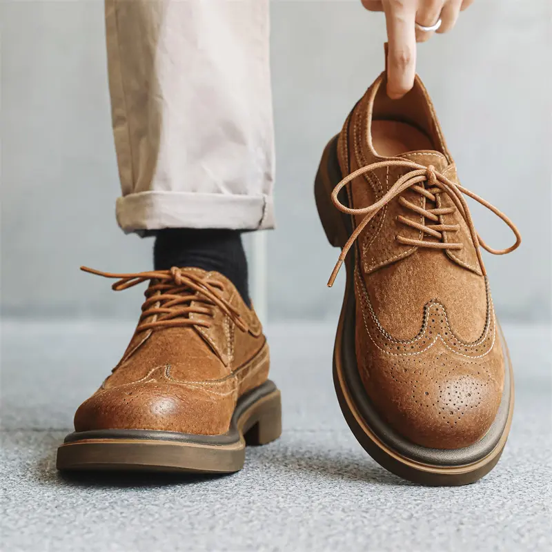 New Autumn Winter Luxury Men Brogue Leather Shoes Vintage British Breathable Height Increasing Tooling Dress Oxfords Sneakers
