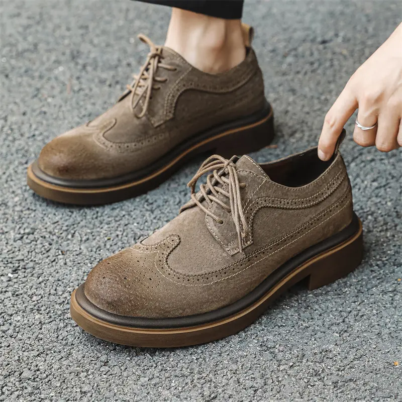 New Autumn Winter Luxury Men Brogue Leather Shoes Vintage British Breathable Height Increasing Tooling Dress Oxfords Sneakers