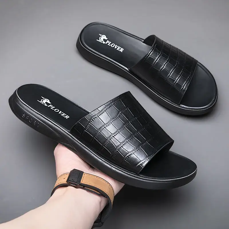 New Adult Sandal Summer Man Slippers Fashion Designer Shoes Men Outdoor Work Casual Leather Shoes Travel Beach Comfortable Soft