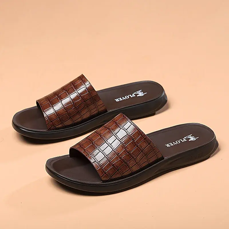 New Adult Sandal Summer Man Slippers Fashion Designer Shoes Men Outdoor Work Casual Leather Shoes Travel Beach Comfortable Soft