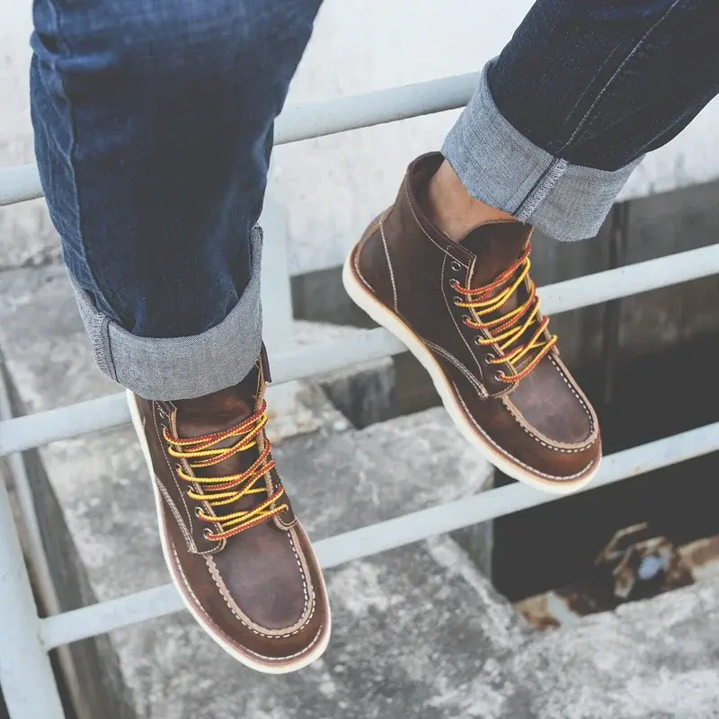 New Spring Autumn Handmade Men Casual Shoes Cow Leather Vintage British Ankle Boots Wings Tooling Lace-Up Desert Motorcycle Boot