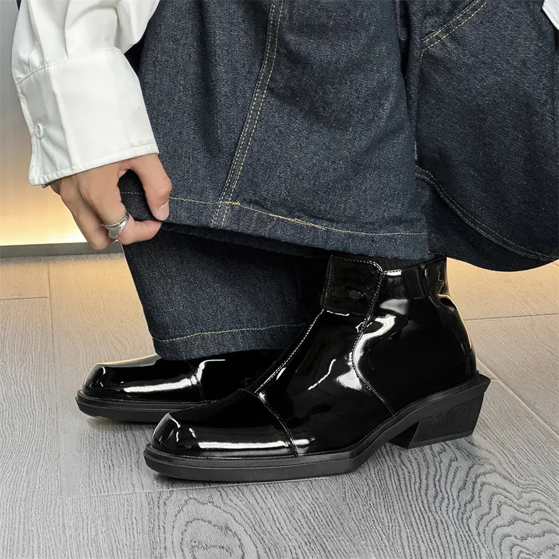 New Black Patent Leather Business Men Shoes Outdoor Fashion Autumn Winter Ankle Boots Vintage British Chelsea Boots Platform