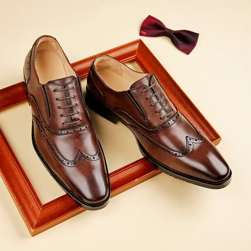 New Handmade Vintage British Men Casual Shoes Cow Leather Formal Dress Loafers Office Business Wedding Brogue Shoes Designer