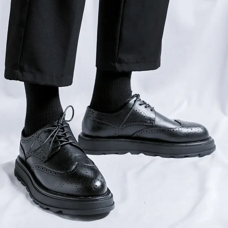 2025 Vintage British Men Casual Leather Shoes Spring Autumn Breathable Height Increasing Loafers Designer Shoes Men Brogue
