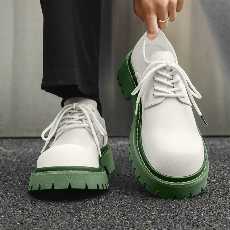 New Men Leather Shoes Vintage British Loafers Breathable Luxury Sneakers Outdoor Mens Casual Shoes Height Increasing Shoes