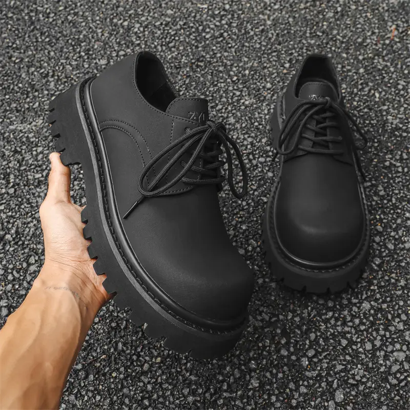 New Men Leather Shoes Vintage British Loafers Breathable Luxury Sneakers Outdoor Mens Casual Shoes Height Increasing Shoes