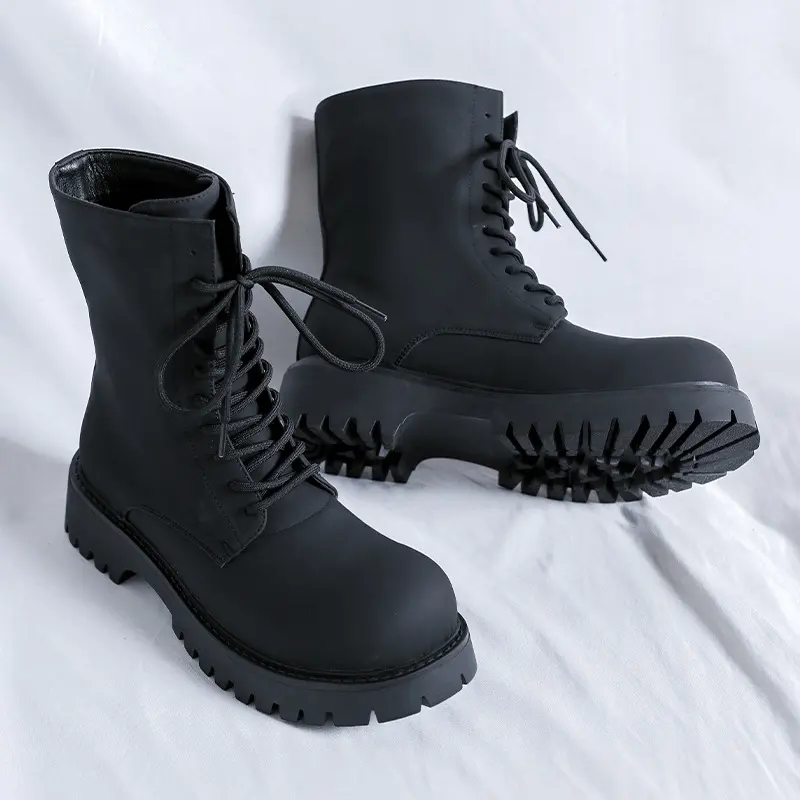 New Black Vintage British Men Ankle Boots Spring Autumn Tooling Outdoor Boots Leather Shoes Fashion Motorcycle Boots