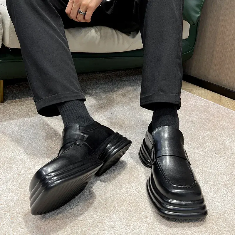 New Luxury Designer Square Toe Casual Men Dress Shoes Vintage British Fashion Leather Shoes Slip-On Loafers Height Increasing