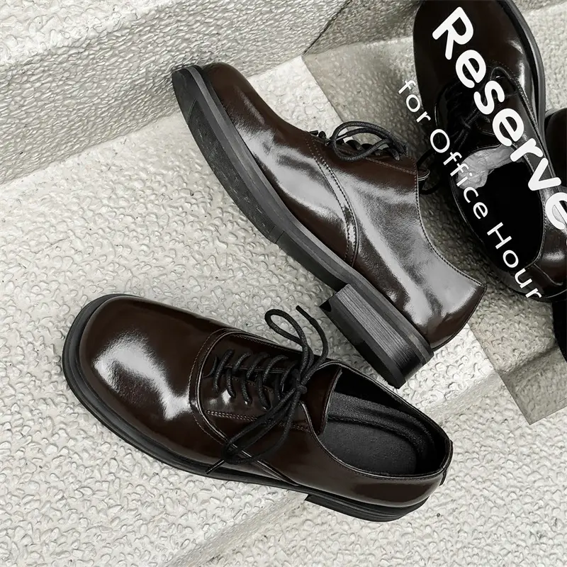 New Fashion Luxury Vintage British Men Casual Leather Shoes Dress Business Loafers Autumn Spring Shoes for Men Zapatos Hombre