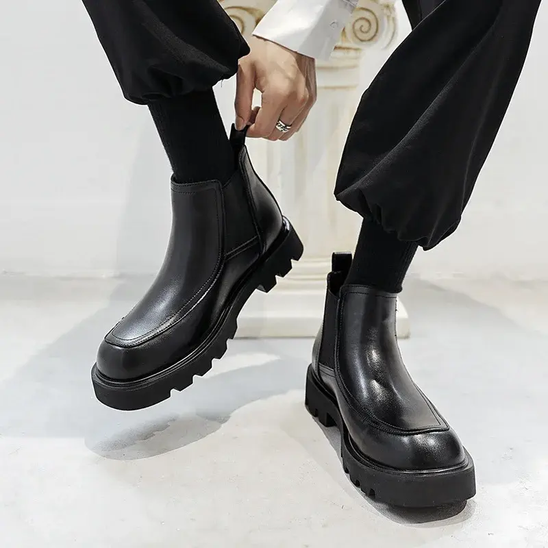 New Designer Autumn Winter Black Fashion Men Leather Shoes Vintage British Ankle Boots Round Toe Slip-On Business Chelsea Boots