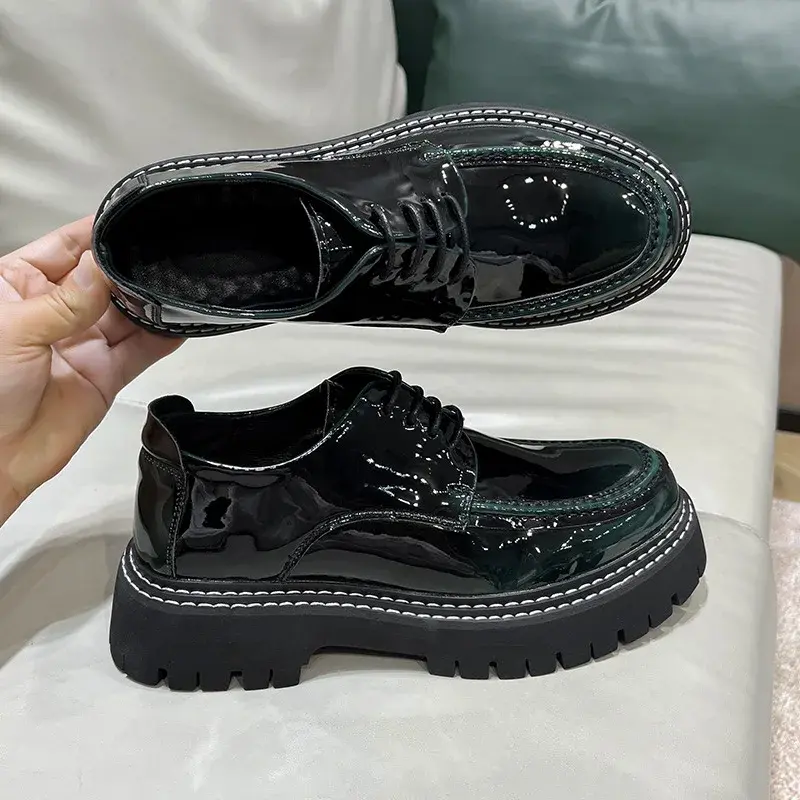 2025 Newest Designer Round Toe Casual Men Shoes Vintage British Formal Dress Leather Shoes Lace-up Loafers Luxury Korean Wedding