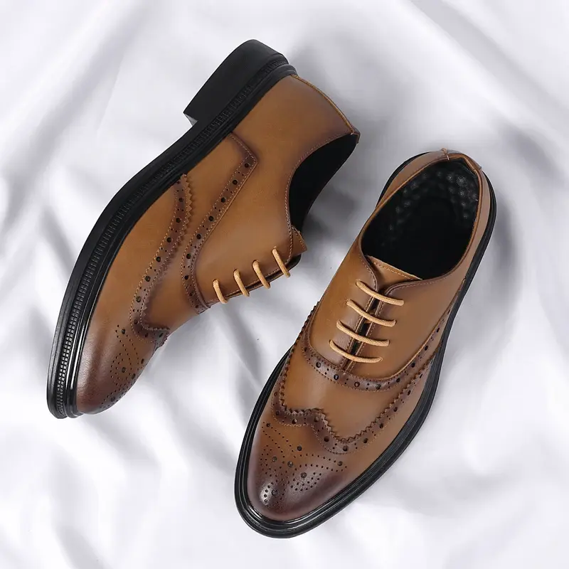 New Spring Autumn Casual Men Shoes Formal Dress Leather Loafers Business Pointed Toe Brogue Shoes Wedding Oxfords Designer Shoes