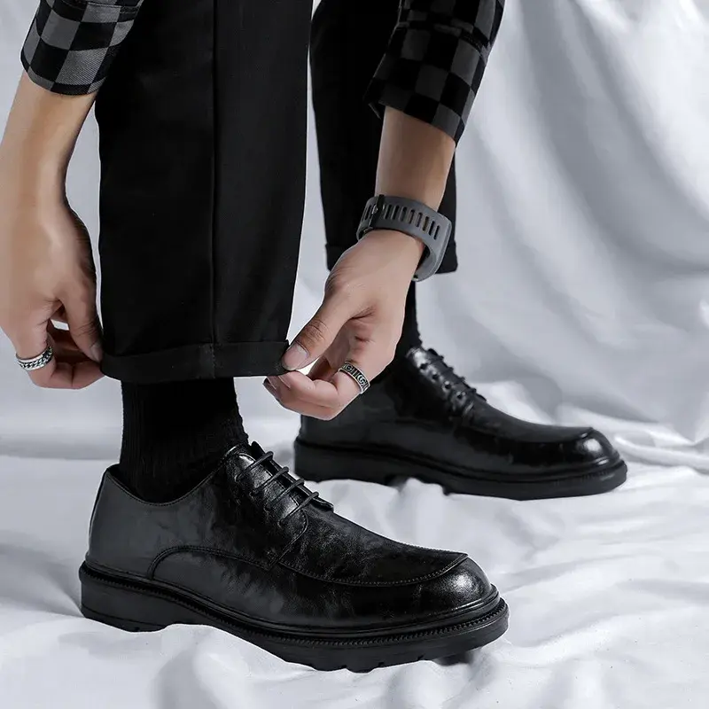 Spring Autumn Black Men Casual Shoes Vintage British Formal Business Dress Leather Shoes Suit Loafers Designer Wedding Oxfords
