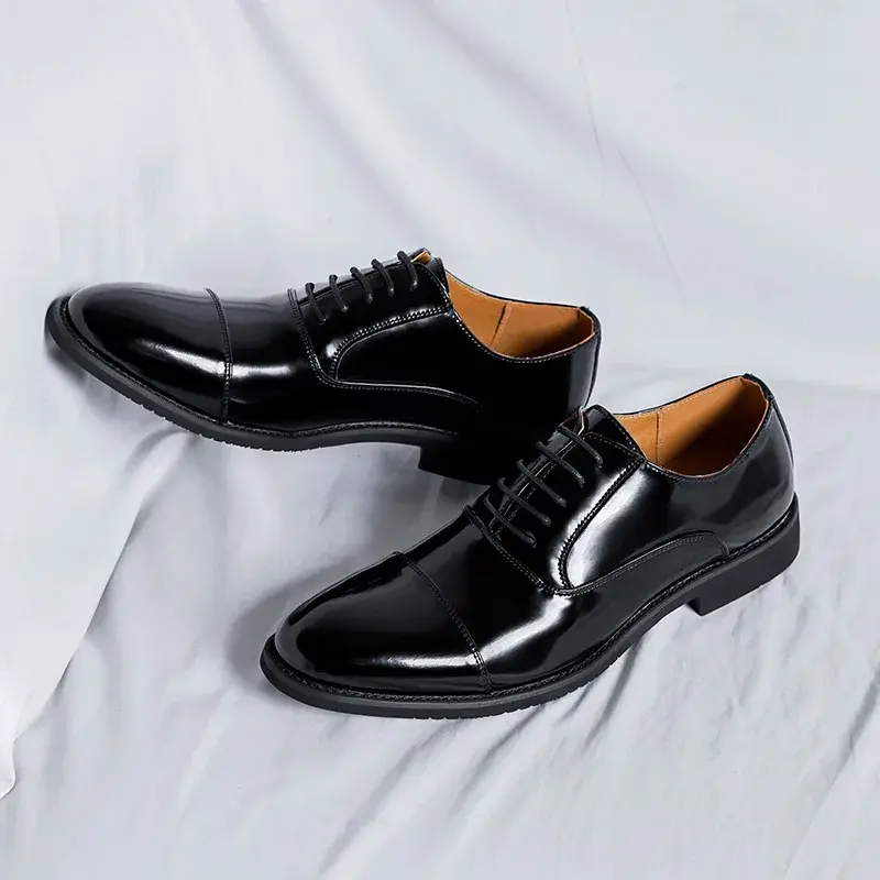 New Luxury black Designer Shoes Men Vintage Dress Shoes Formal Business Leather Shoes Work Suit Wedding Oxfords Pointed Toe