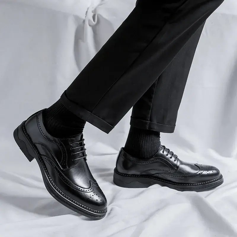 new British Men Shoes Formal Dress Leather Shoes Business Loafers Pointed Toe Spring Autumn Brogue Shoes Oxfords Luxury Designer