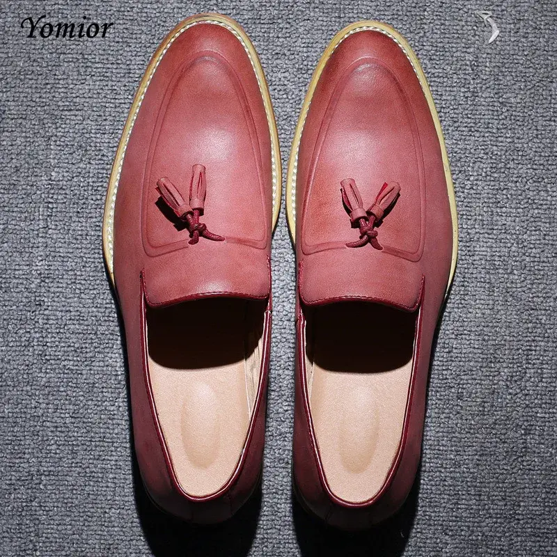Mens Pointed Toe Dress Wedding Shoes Famous Tassel Footwear Male Formal Fashion Oxfords Shoes Spring Autumn Business Loafers