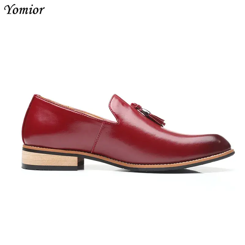 New Luxury Brand Pointed Toe Leather Shoes Business Men Dress Casual Business Formal Shoes Breathable Wedding Loafers Big Size