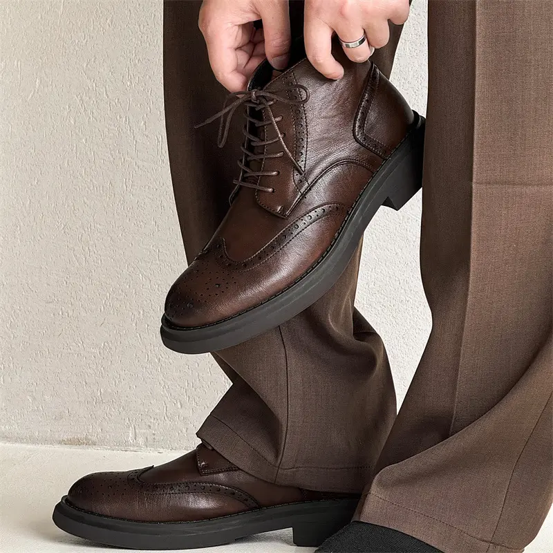 New Autumn Fashion Vintage British Spring Autumn Men Ankle Boots Dress Leather Shoes Tooling Outdoor Desert Boots Brogue Shoes