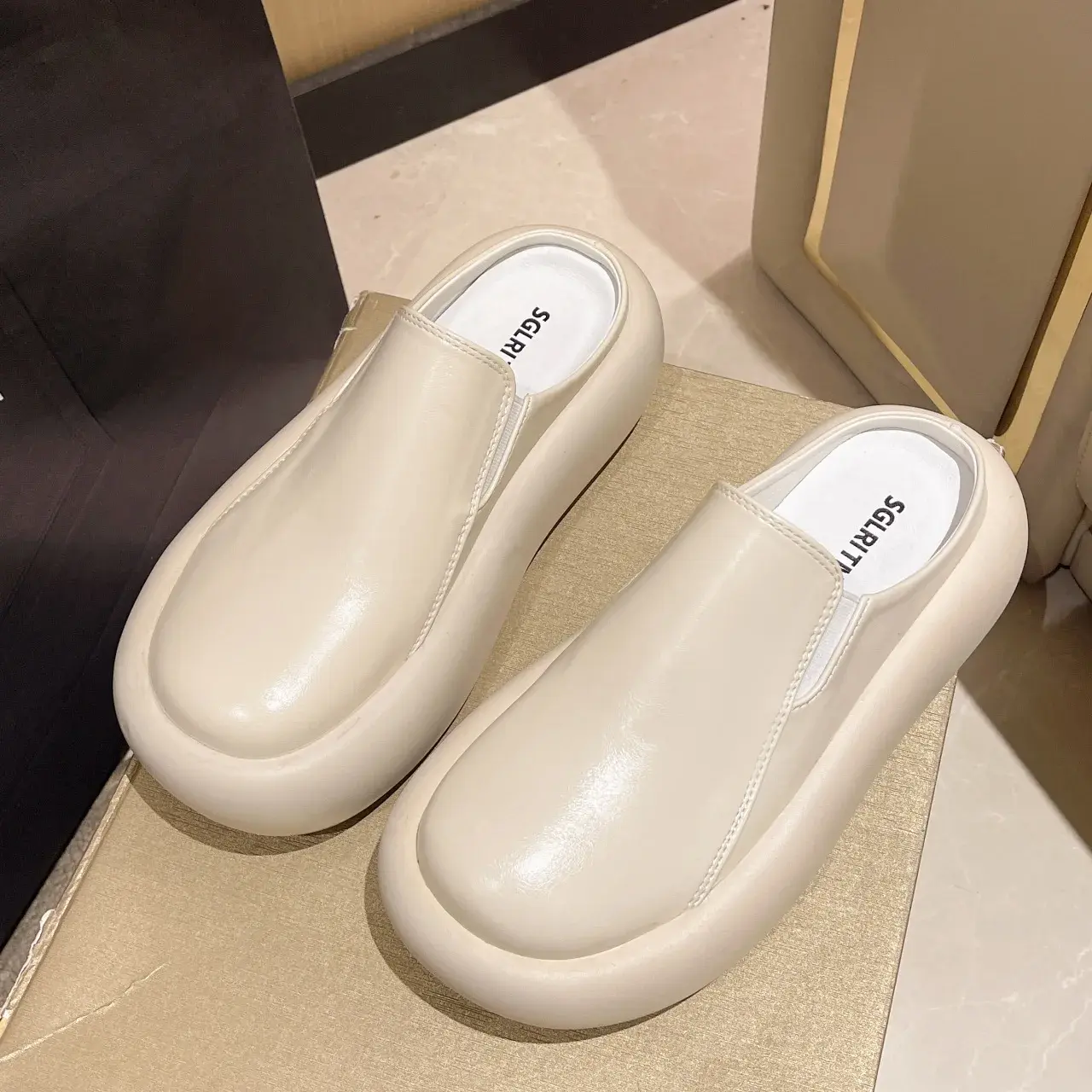 Ladies Genuine Leather Thick Sole Slippers Women Retro High Heel Mules Clogs Platform Shoes Mother Sandals Zapatos De Mujer