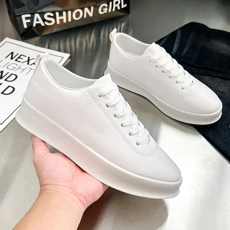 Spring/Summer Men's Shoes  New Style Feet Skateboard Small Black Lazy Shoes Casual Lightweight Sports Lace up Shoes