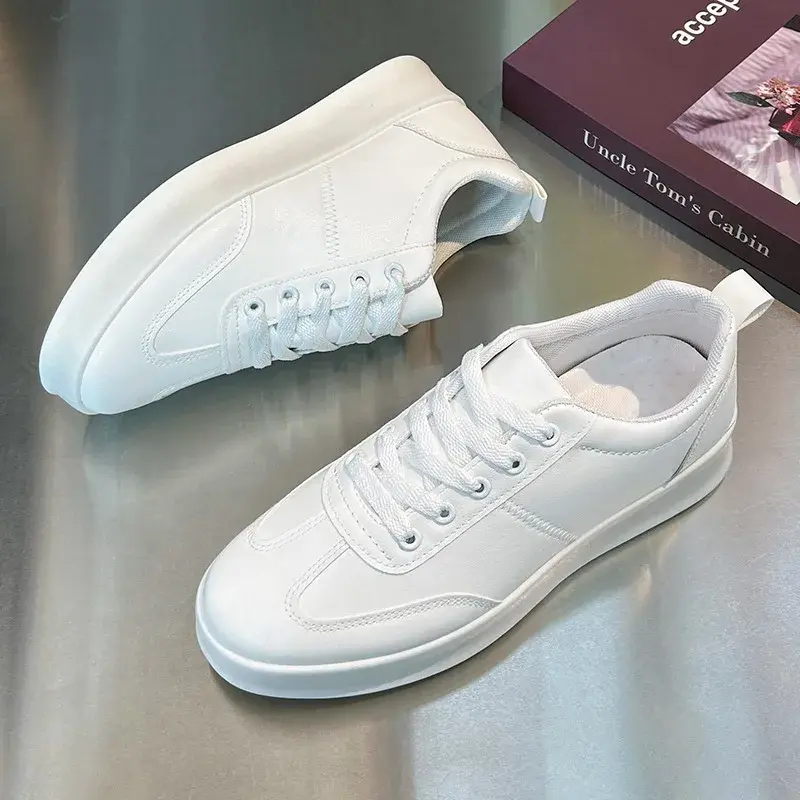Spring/Summer Men's Shoes  New Style Feet Skateboard Small Black Lazy Shoes Casual Lightweight Sports Lace up Shoes