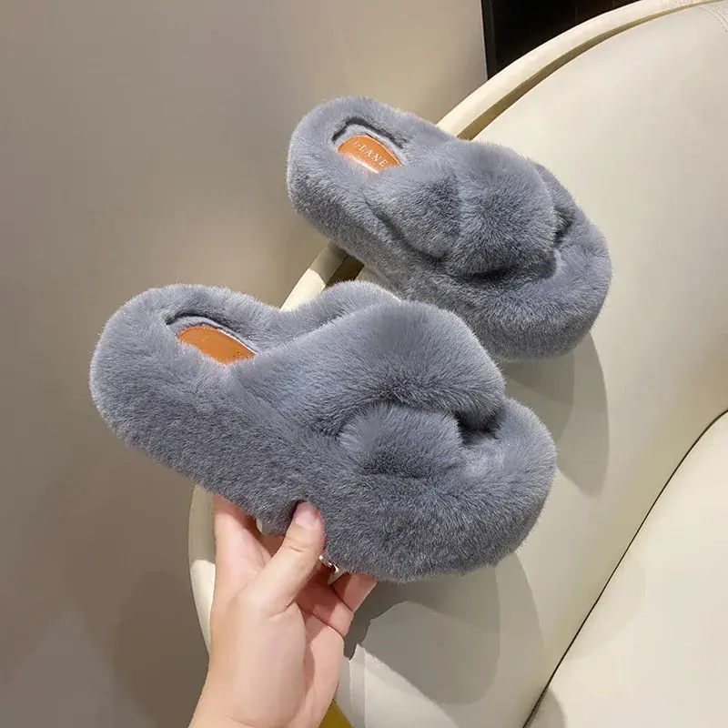 Chunky Platform Fur Slippers Women  Thick Bottom Furry Outdoor Slippers Woman Plus Size 42 Short Plush Designer Shoes 2024