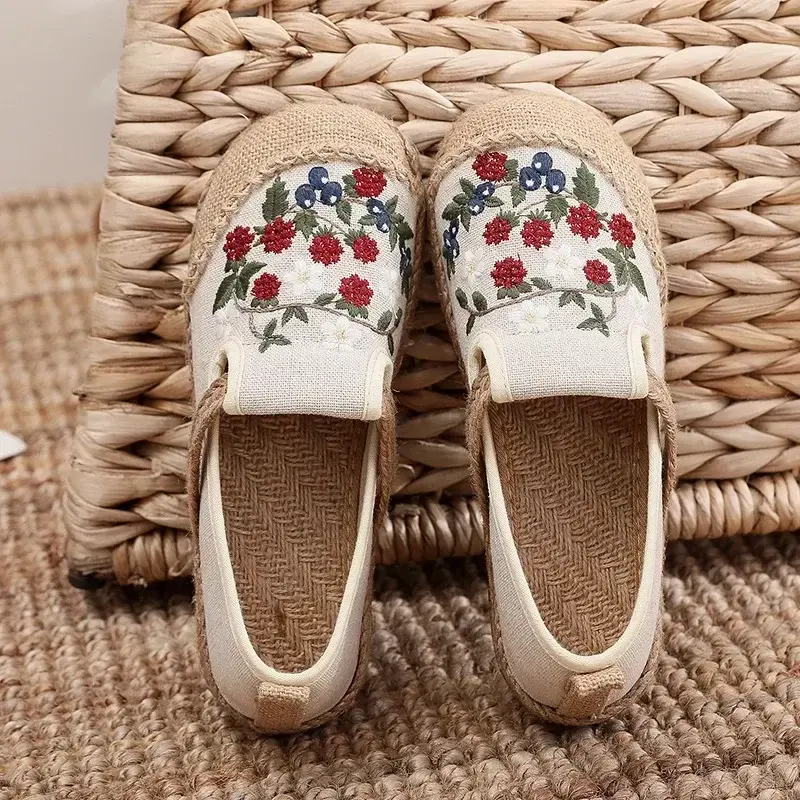 Women's Linen Canvas Shoes Retro Bohemian Slip-On Flat Comfortable Loafers Female Casual Embroidered Hemp Sole Sneakers