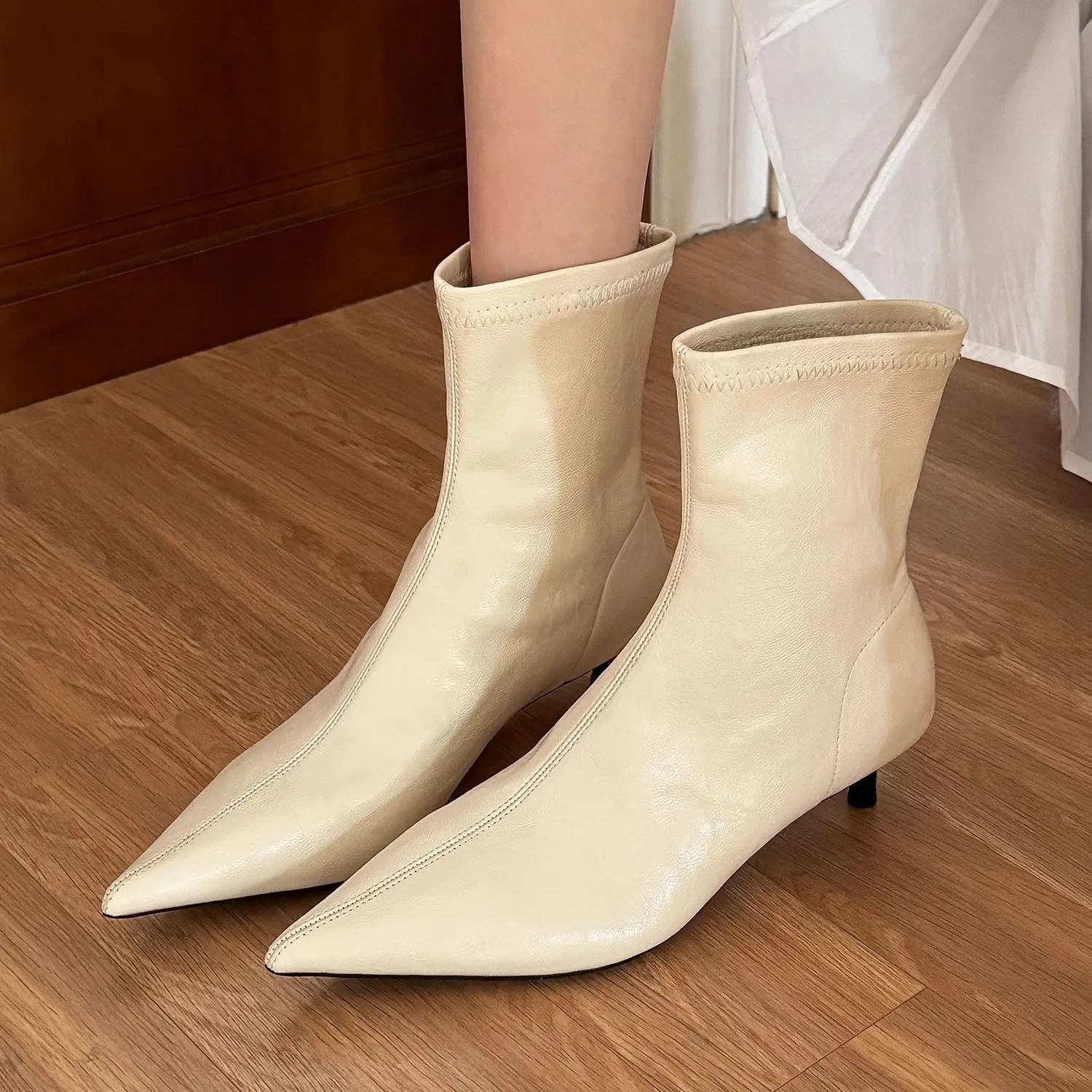 Pointed Toe Ankle Boots Women Fashion Side Zippers Short Boots Female Slim Thin High Heel Winter Women's Short Plush Footwear