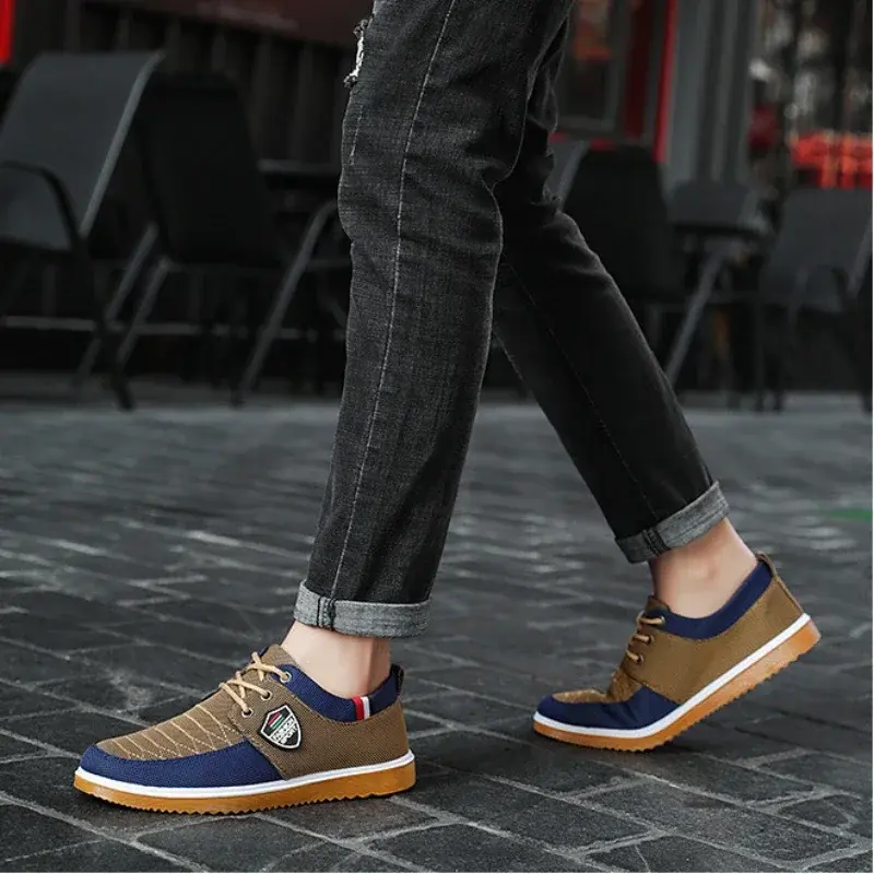 2024 Men's Casual Shoes Breathable British Man Sneakers Comfortable Soft Walking Flats Working Peas Shoes for Men Canvas