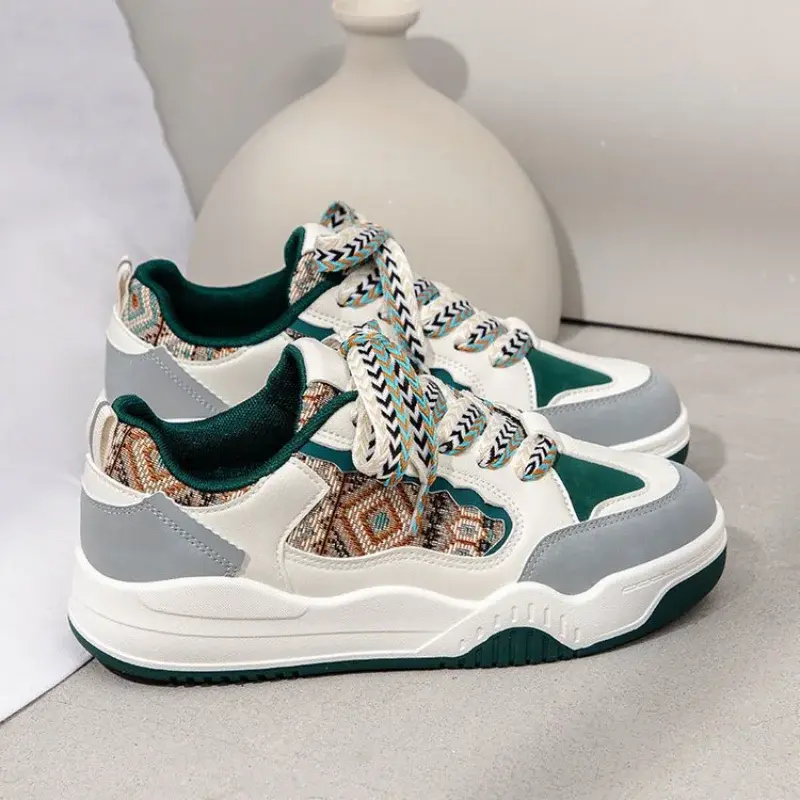 Women's Sneakers Spring Autumn Comfortable Height Increasing Lace Up Anti Slip Korean White Shoes Outdoor Skateboard Shoes