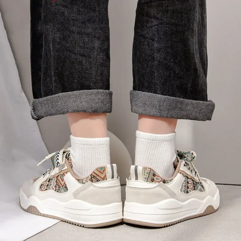 Women's Sneakers Spring Autumn Comfortable Height Increasing Lace Up Anti Slip Korean White Shoes Outdoor Skateboard Shoes
