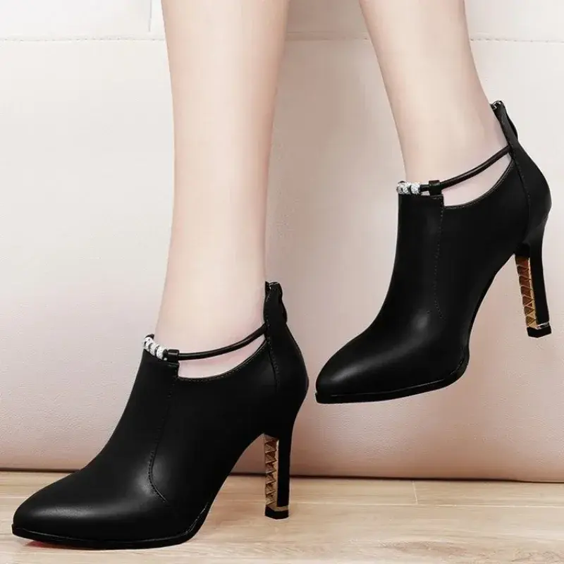Sexy Ankle Platform Chelsea Boots for Women Pointy High Heels Autumn New Designer Stilettos Boots Pumps Punk Motorcycle Botas