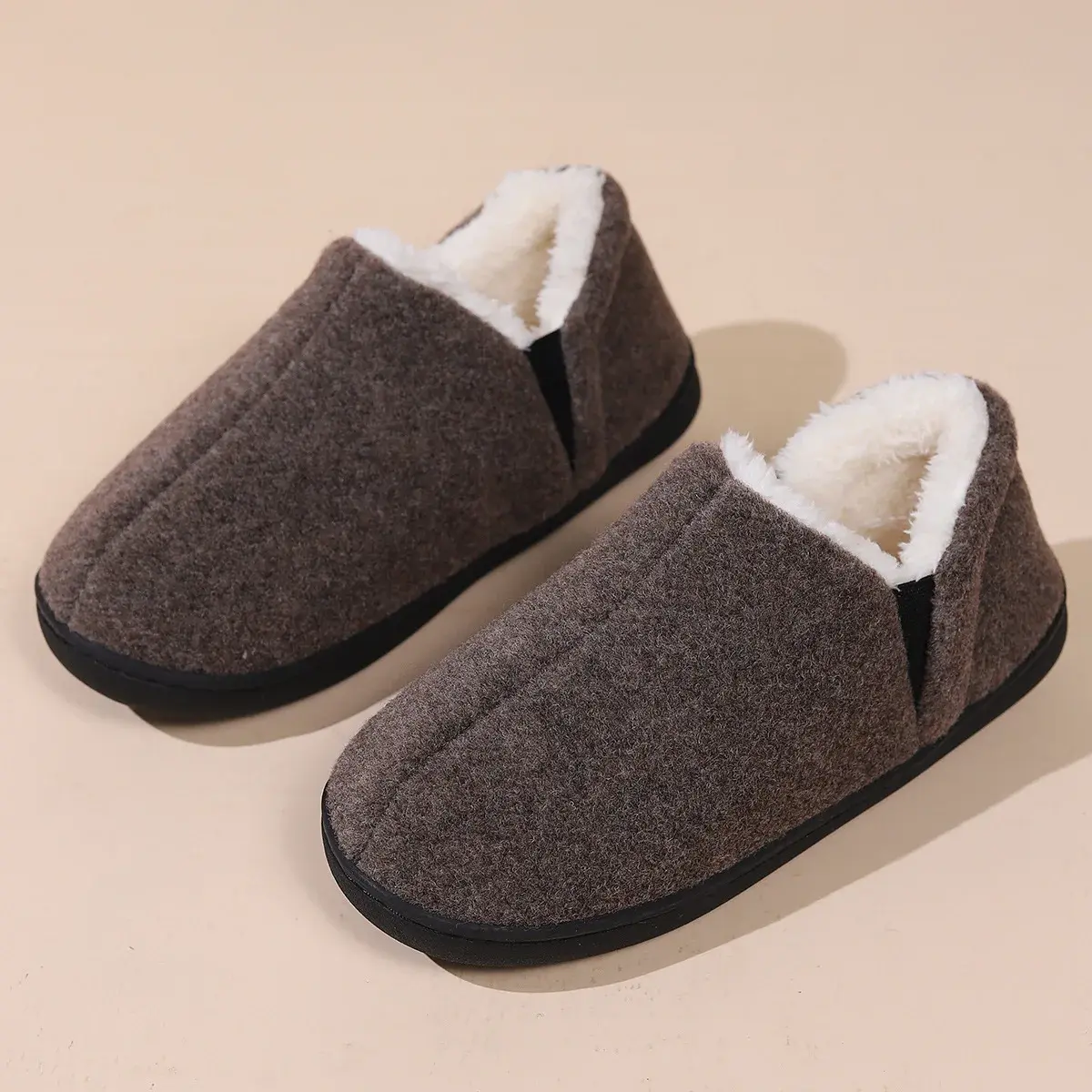 Women Thick Plush Non Slip Fluffy Shoes Women 2025 Winter New Comfort Plush Lined Cotton Shoes Woman Casual Warm Cotton Slippers