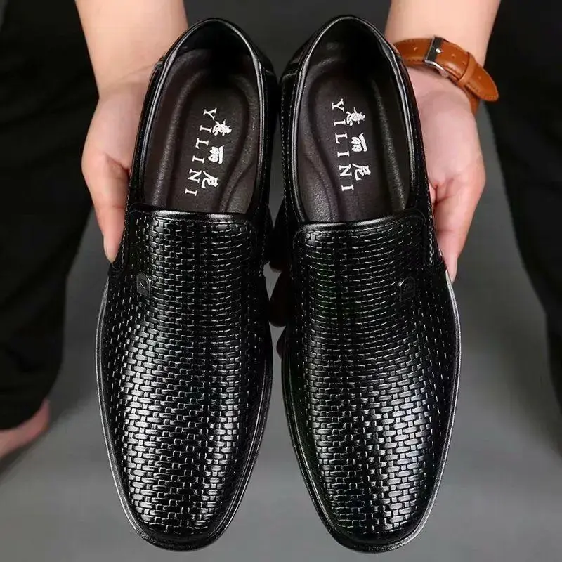2025Men's Loafers Breathable Mens Leather Shoes Soft Soles Male Casual Shoes Slip-on Oxford Shoes Business Zapatos De Hombre