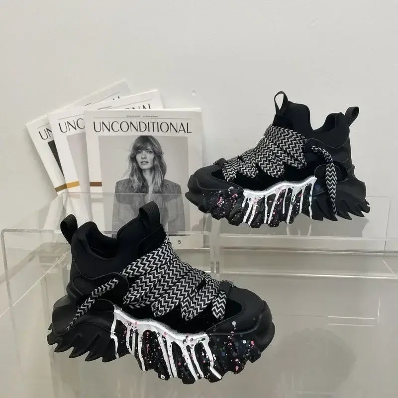 Street Trend Women's Casual Shoes Autumn Winter New Lace Up Retro Thick Soled Elevated Shoes Outdoor Sports Casual Shoes Fashion
