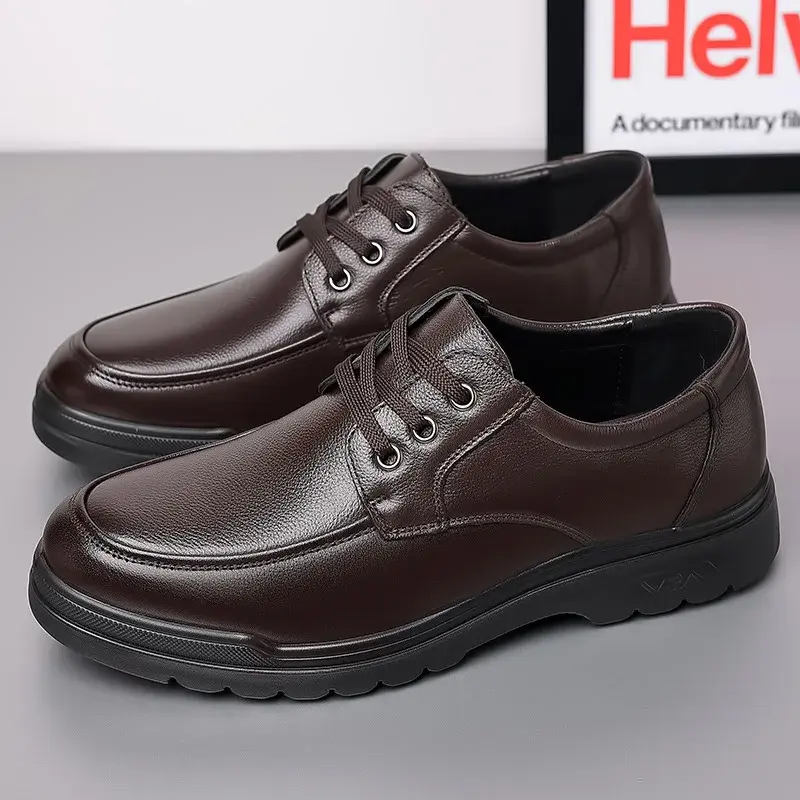 2025Vintage Men Leather Shoes Men dress shoes Slip On Business Casual Shoes Classic Soft Leather Hombre Breathable Men Flats