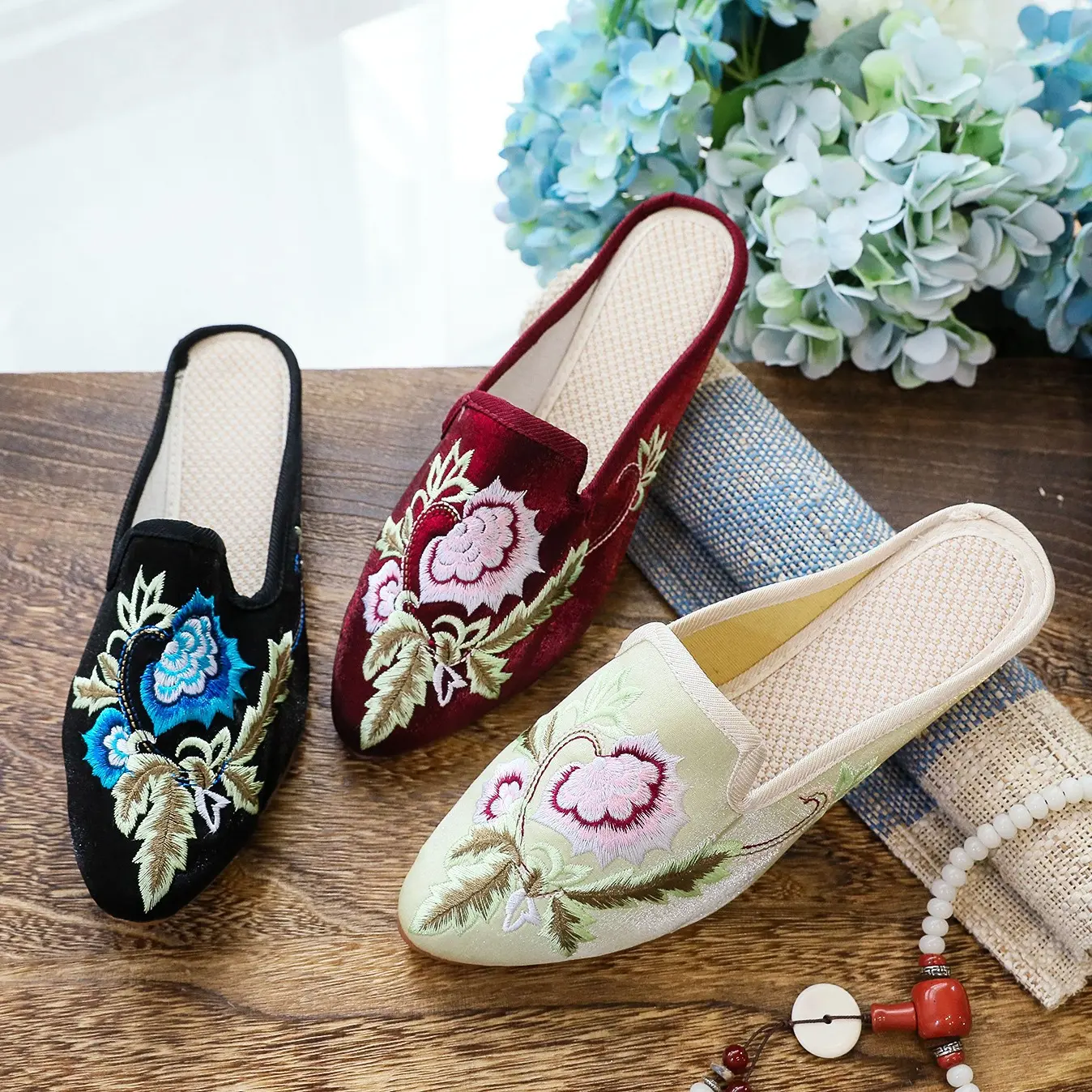 2025Chinese Style Summer Harajuku Slippers Women Shoes for Women Fashion Casual Vintage Embroidery Ethnic Style Streetwear
