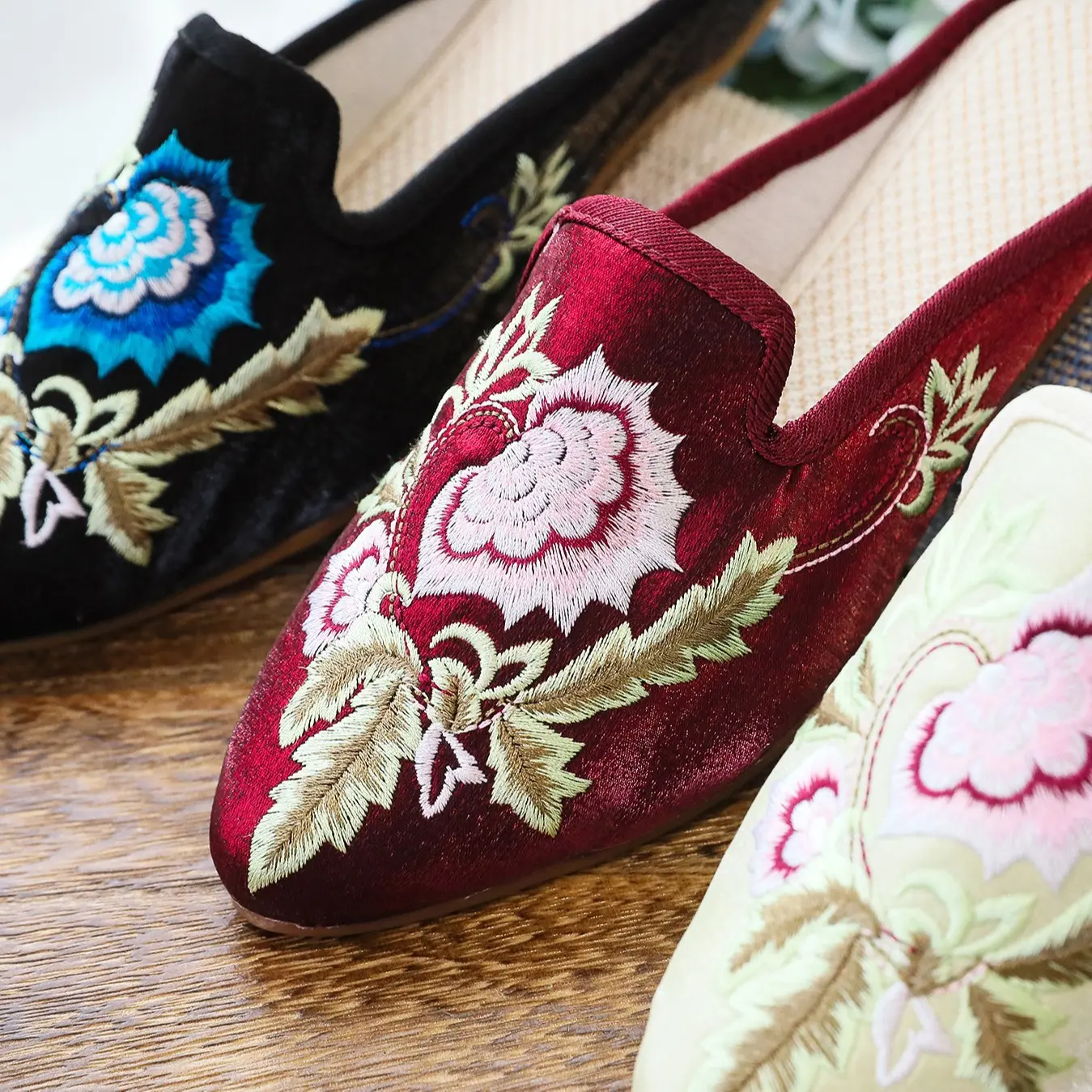 2025Chinese Style Summer Harajuku Slippers Women Shoes for Women Fashion Casual Vintage Embroidery Ethnic Style Streetwear