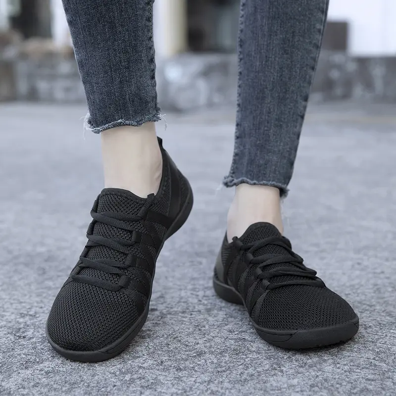 Elegant Women's Wide Toe Shoes Lightweight Anti-Slip Cushioned Sneakers Breathable Comfortable Versatile for Walking Travel Work