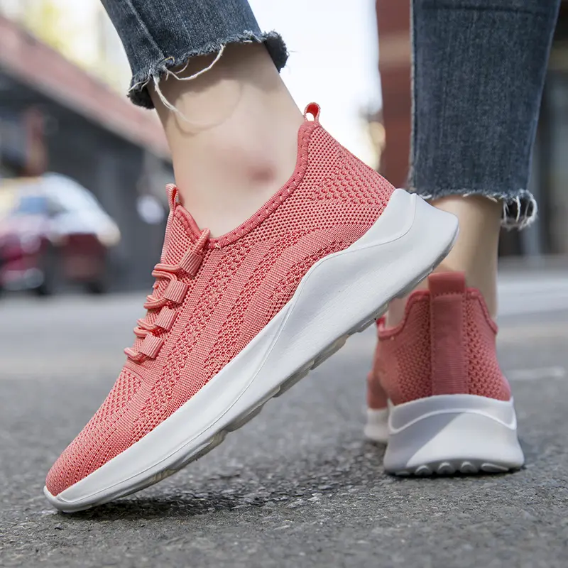Fashion Women's Airy Casual Sneakers Lightweight Breathable Mesh Non-Slip Sole Comfort All-Day Wear Versatile for Stylish Casual