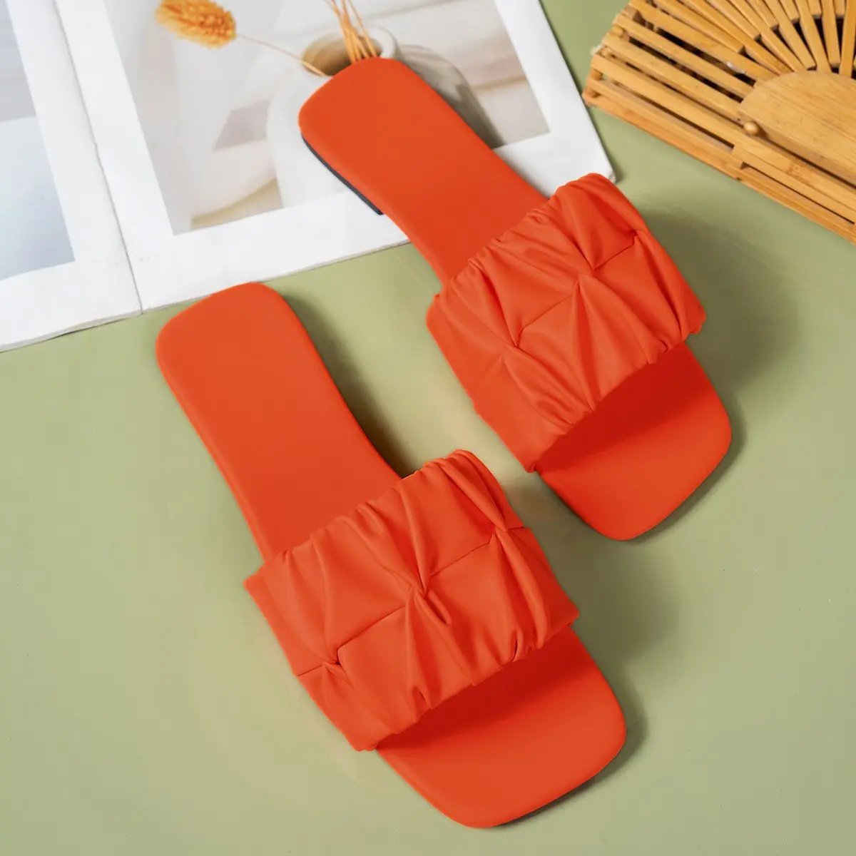 Women's Pleated Summer Slippers, Trendy Flat Bottomed Women's Outdoor Sandals, Flip Cover 2024 Luxury Design Women's Shoes
