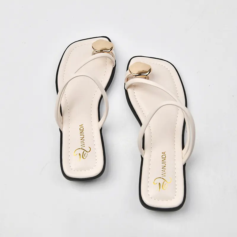 Summer Women Sandals Narrow Band Fashion Metal Decoration Low Heel Slip on Women Slipper Elegant Slides Outdoor Beach Flip Flop