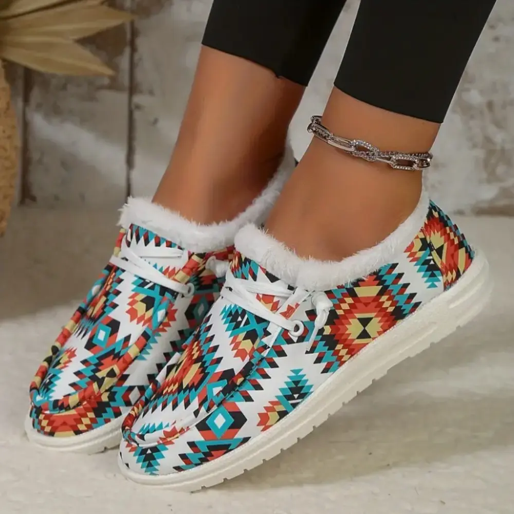 Women's Fashion Colorful Geometric Print Thickened Warm Snow Shoes Lightweight and Comfortable Outdoor Low Top Shoes