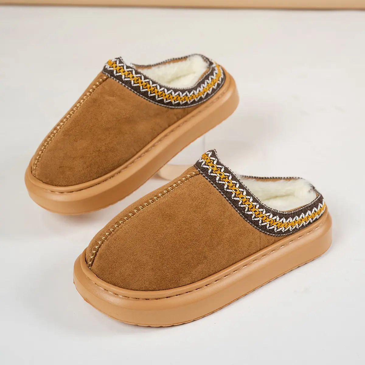 Fashion Women Fluffy Slippers for Autumn and Winter Indoor EVA Thick Sole Anti-Slip and Warm Unisex Slippers for Winter
